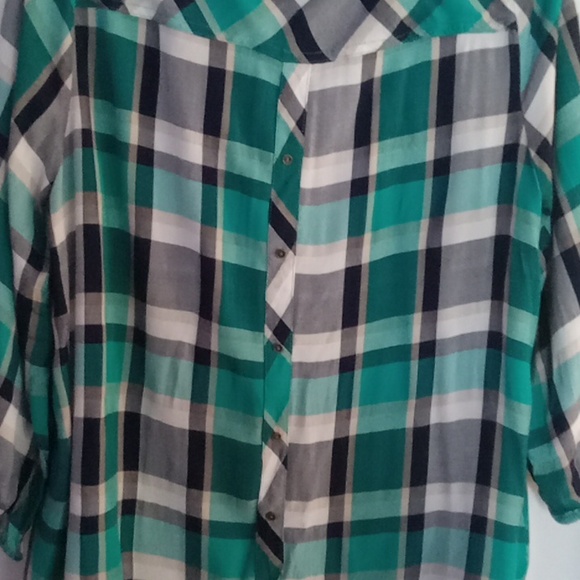 Cato Plaid Blouse in Green and Black - Picture 5 of 7